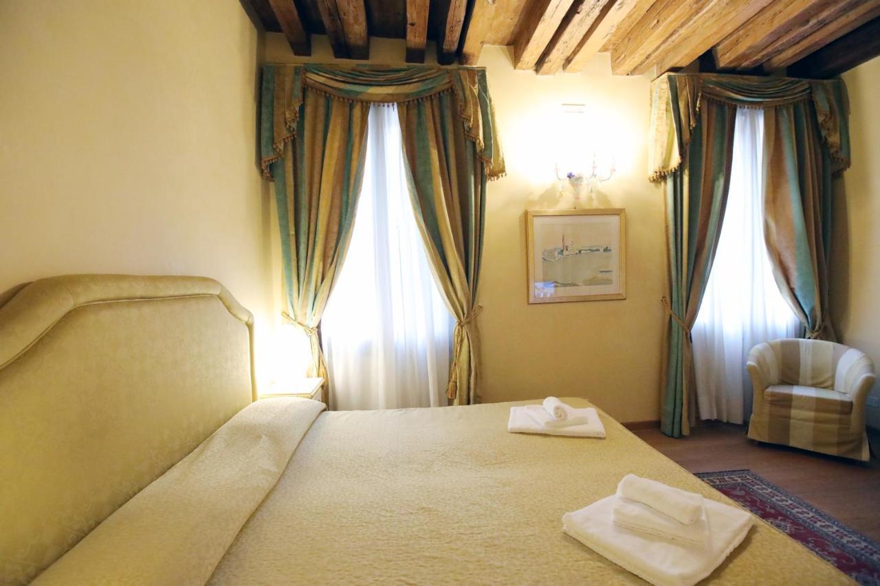 Alla Vigna - Only Affittacamere 2*