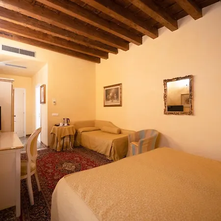 Alla Vigna Hotel Venice Exterior photo